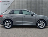 Audi Q3 Image 4