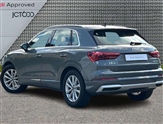Audi Q3 Image 3