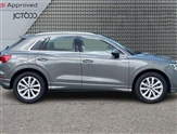 Audi Q3 Image 4