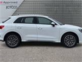 Audi Q3 Image 4