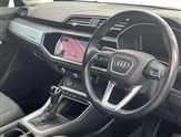 Audi Q3 Image 6