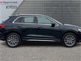 Audi Q3 Image 4