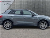 Audi Q3 Image 4