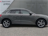 Audi Q3 Image 4