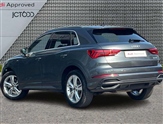 Audi Q3 Image 3