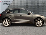 Audi Q3 Image 4
