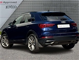 Audi Q3 Image 3