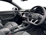 Audi Q3 Image 6
