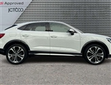 Audi Q3 Image 4
