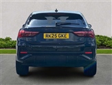 Audi Q3 Image 4