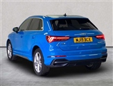 Audi Q3 Image 2