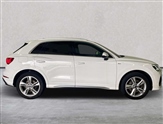 Audi Q3 Image 3