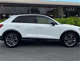Audi Q3 Image 3