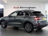 Audi Q3 Image 3