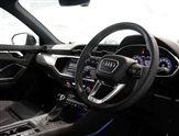 Audi Q3 Image 6