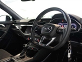Audi Q3 Image 6
