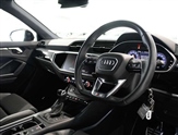 Audi Q3 Image 6