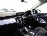 Audi Q3 Image 2