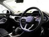 Audi Q3 Image 6