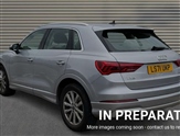 Audi Q3 Image 2