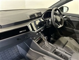 Audi Q3 Image 3