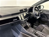 Audi Q3 Image 3