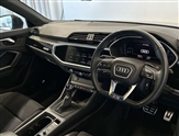 Audi Q3 Image 6