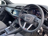 Audi Q3 Image 6
