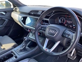 Audi Q3 Image 6