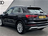 Audi Q3 Image 3