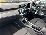 Audi Q3 Image 2