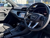 Audi Q3 Image 6