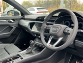 Audi Q3 Image 6