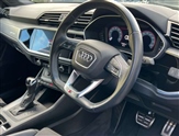 Audi Q3 Image 6