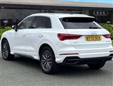 Audi Q3 Image 2