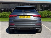 Audi Q3 Image 4