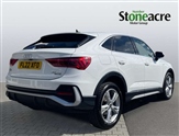 Audi Q3 Image 2