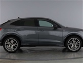 Audi Q3 Image 2