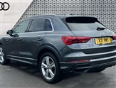 Audi Q3 Image 3