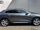 Audi Q3 Image 4
