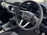 Audi Q3 Image 6