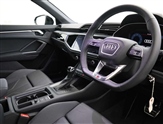 Audi Q3 Image 6