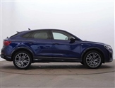 Audi Q3 Image 4
