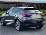Audi Q3 Image 2
