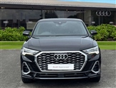 Audi Q3 Image 6