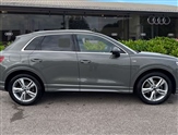 Audi Q3 Image 3