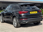 Audi Q3 Image 2