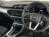 Audi Q3 Image 6