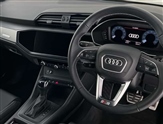 Audi Q3 Image 6