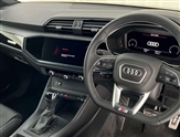 Audi Q3 Image 6